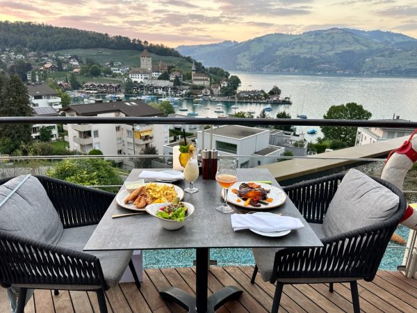 belvédère stranhotel restaurant spiez où manger au lac de thoune