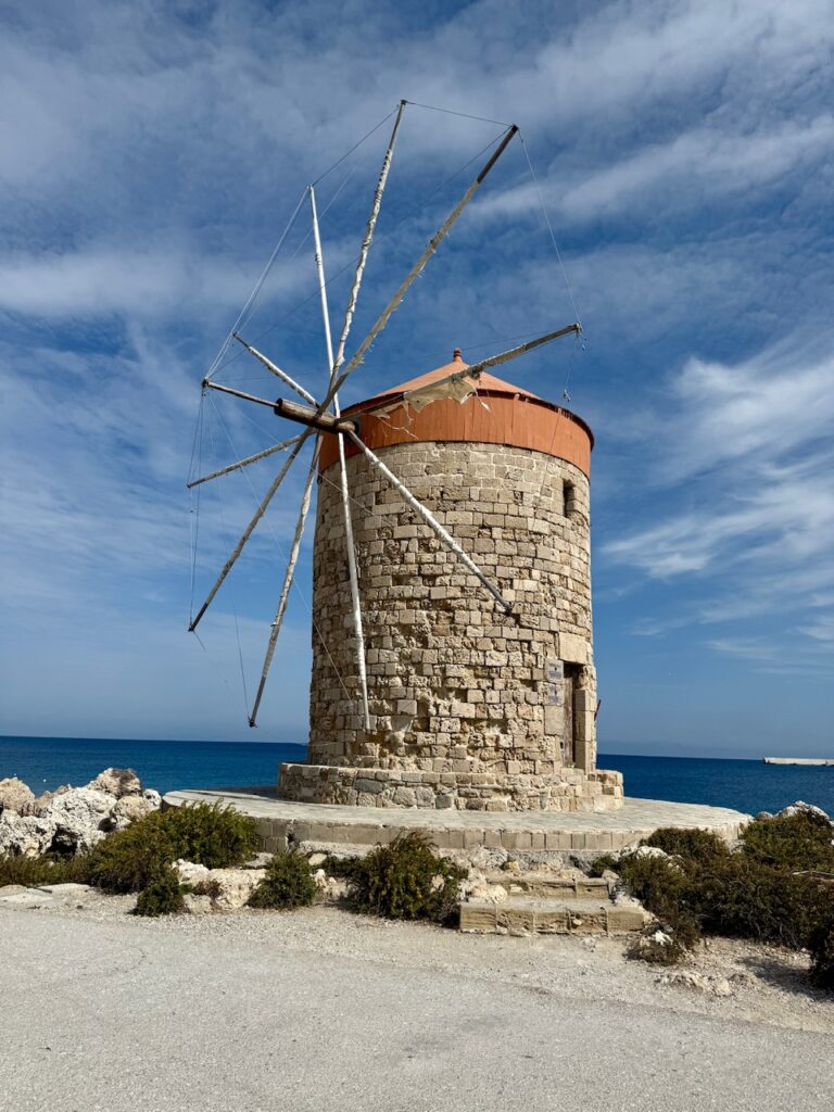 Visiter Rhodes Visiter Rhodes avec les 10 plus beaux endroits de l'île