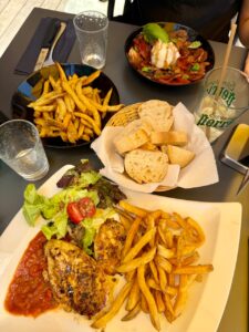 la bodega restaurant au bord du lac d'Annecy