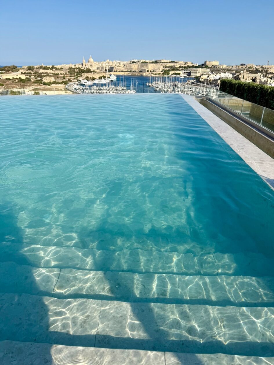 Grands Suites Hotel Residences & Spa